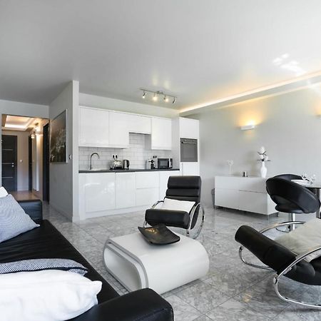 2-Bedroom Apartment Pointe Croisette Peaceful Walk To The Beach Cannes Esterno foto