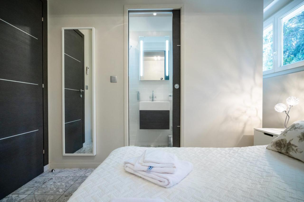 2-Bedroom Apartment Pointe Croisette Peaceful Walk To The Beach Cannes Esterno foto